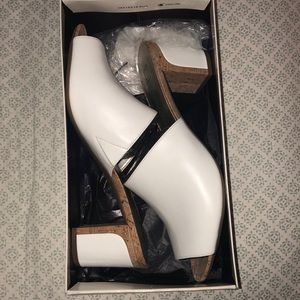 White 2&1/2” mules